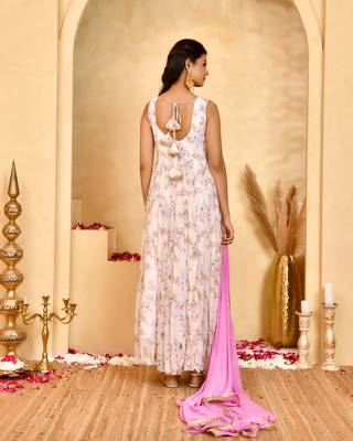 Gulabi gul floral anarkali kurta with dupatta 2