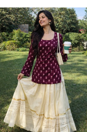 Women's rayon handprinted designer casual wear jaipuri ethnic Purple short kurti 1