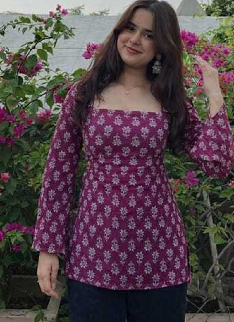 Women's Rayon Floral Handprinted Casual Wear Trending Purple Short Kurti