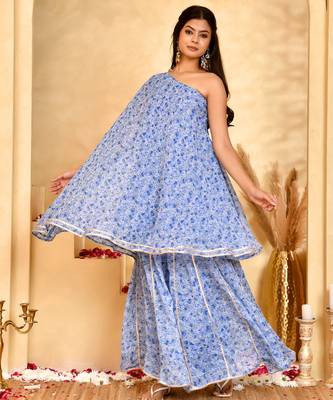 Women's neel blue floral sharara set with dupatta 4