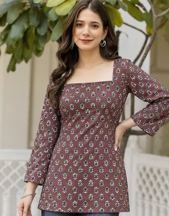 Women's rayon handprinted designer casual wear ethnic Floral Brown short kurti