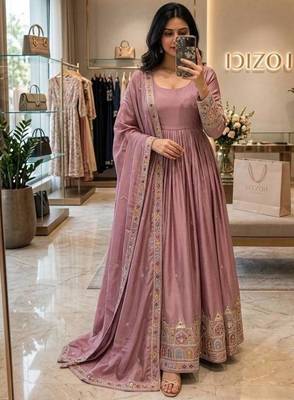Mauve silk blend embroidered flared gown set 1