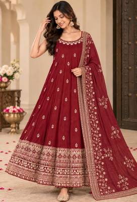 Red art silk embroidered flared gown set 1