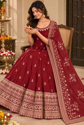 Red art silk embroidered flared gown set 2