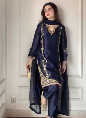 Dark-blue crepe embroidered palazzo set 1