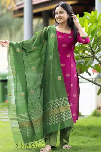 Pink cotton embroidered kurta set