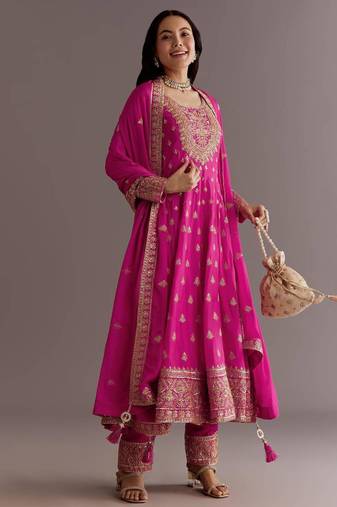 Pink silk embroidered farshi salwar set