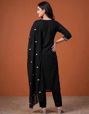 Black cotton poly embroidered kurta set 4