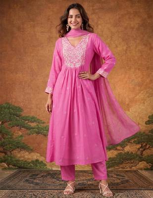 Pink cotton poly embroidered kurta set 1