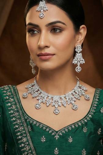 White rhodium premium designer american diamond and stone work necklace set