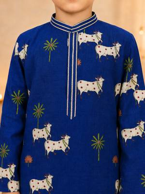 Boy's navy blue cotton printed knee length kurta and pyjama set 2