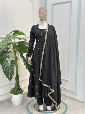 Black embroidered french crepe silk gown suit set 3