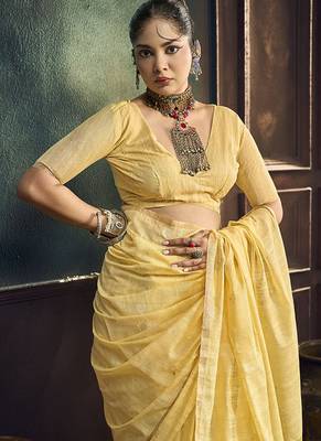 cream cotton blend handloom weaving casual wear saree 2