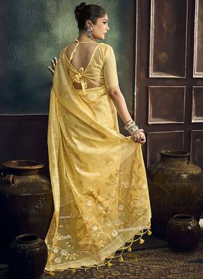 cream cotton blend handloom weaving casual wear saree 4