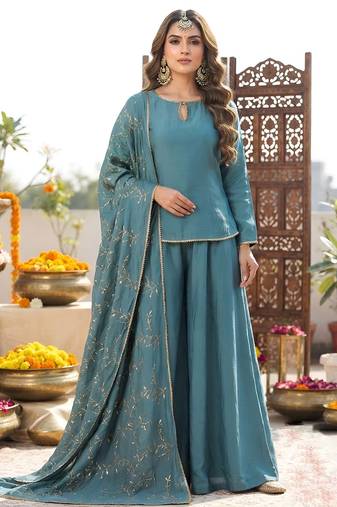 Blue hand embroidered silk blend kurta set