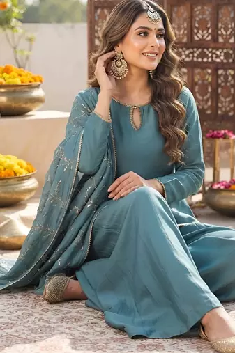Blue hand embroidered silk blend kurta set