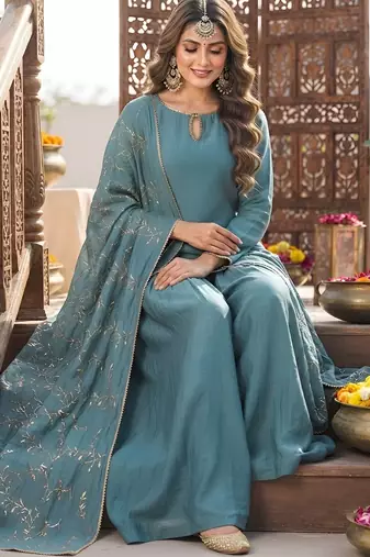 Blue hand embroidered silk blend kurta set