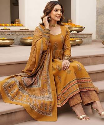 Mustard floral printed cotton kurta set 4