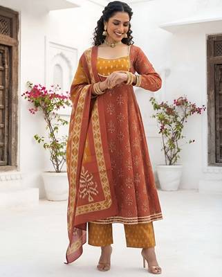 Rust floral printed cotton kurta set 4