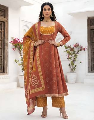 Rust floral printed cotton kurta set 5