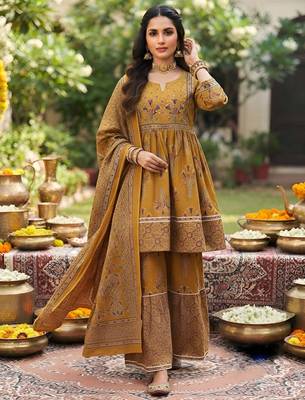 Mustard floral printed cotton kurta set 5
