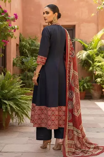 Black floral printed cotton kurta set
