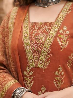 Rust floral printed cotton kurta set 5
