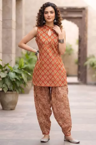 Rust floral printed cotton kurta set