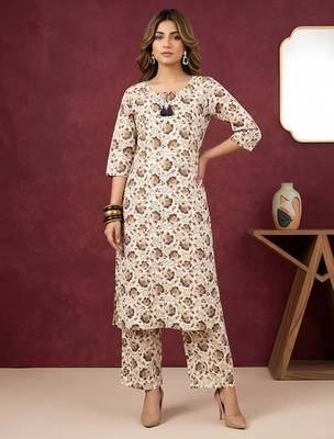 Cream floral printed viscose rayon kurta set 5