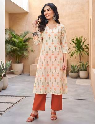 Cream floral printed cotton kurta set 4