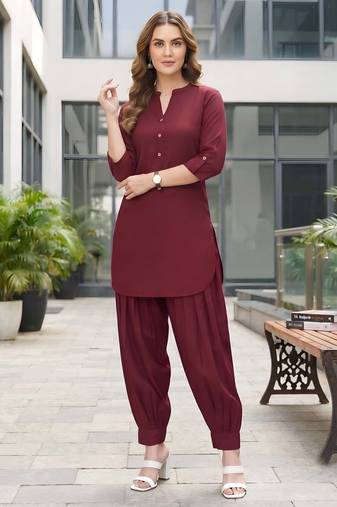 Maroon plain cotton kurta set