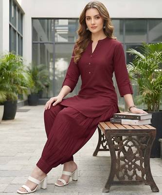 Maroon plain cotton kurta set 3