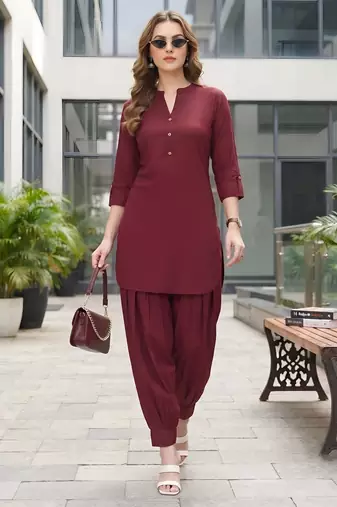 Maroon plain cotton kurta set