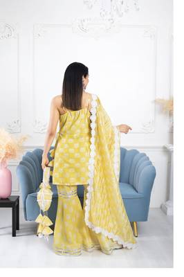 Yellow lotus 3 piece suit set 3