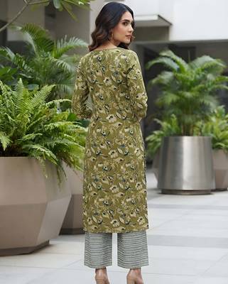 Green floral printed viscose rayon kurta set 2