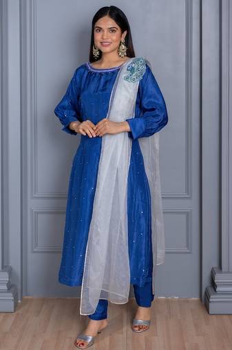 Aarohi blue peacock broach 3 piece suit set
