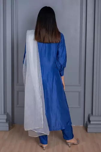 Aarohi blue peacock broach 3 piece suit set