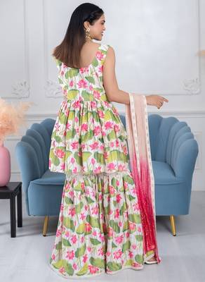 Qainat white floral 3 piece suit set 3