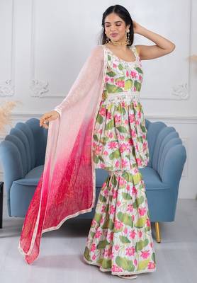 Qainat white floral 3 piece suit set 4