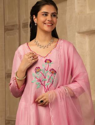Pink hand embroidered  a line silk suit 4