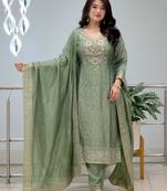 Green silk blend embroidered kurta set