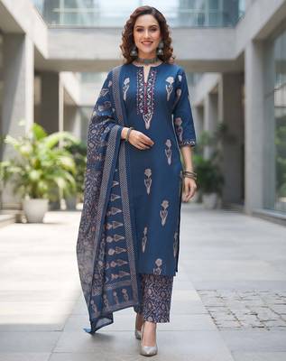 Navy blue floral printed cotton kurta set 3