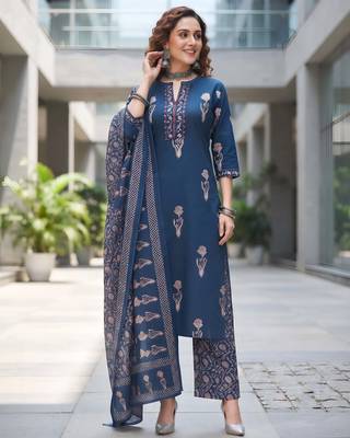 Navy blue floral printed cotton kurta set 5