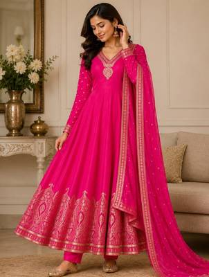Magenta chanderi embroidered flared gown set 1