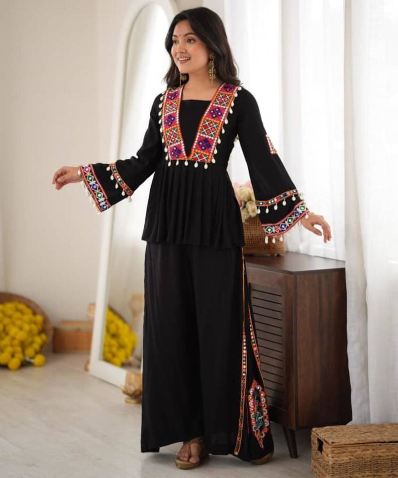 Black silk blend embroidered palazzo set