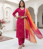 Pink floral printed cotton kurta set