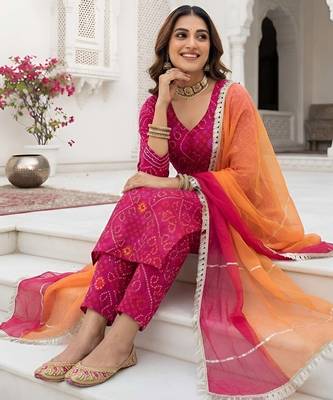Pink floral printed cotton kurta set 4
