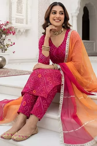 Pink floral printed cotton kurta set
