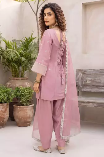 Pink hand embroidered silk blend kurta set