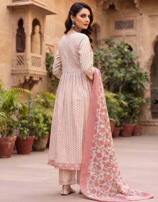 Off white floral printed cotton kurta set 2